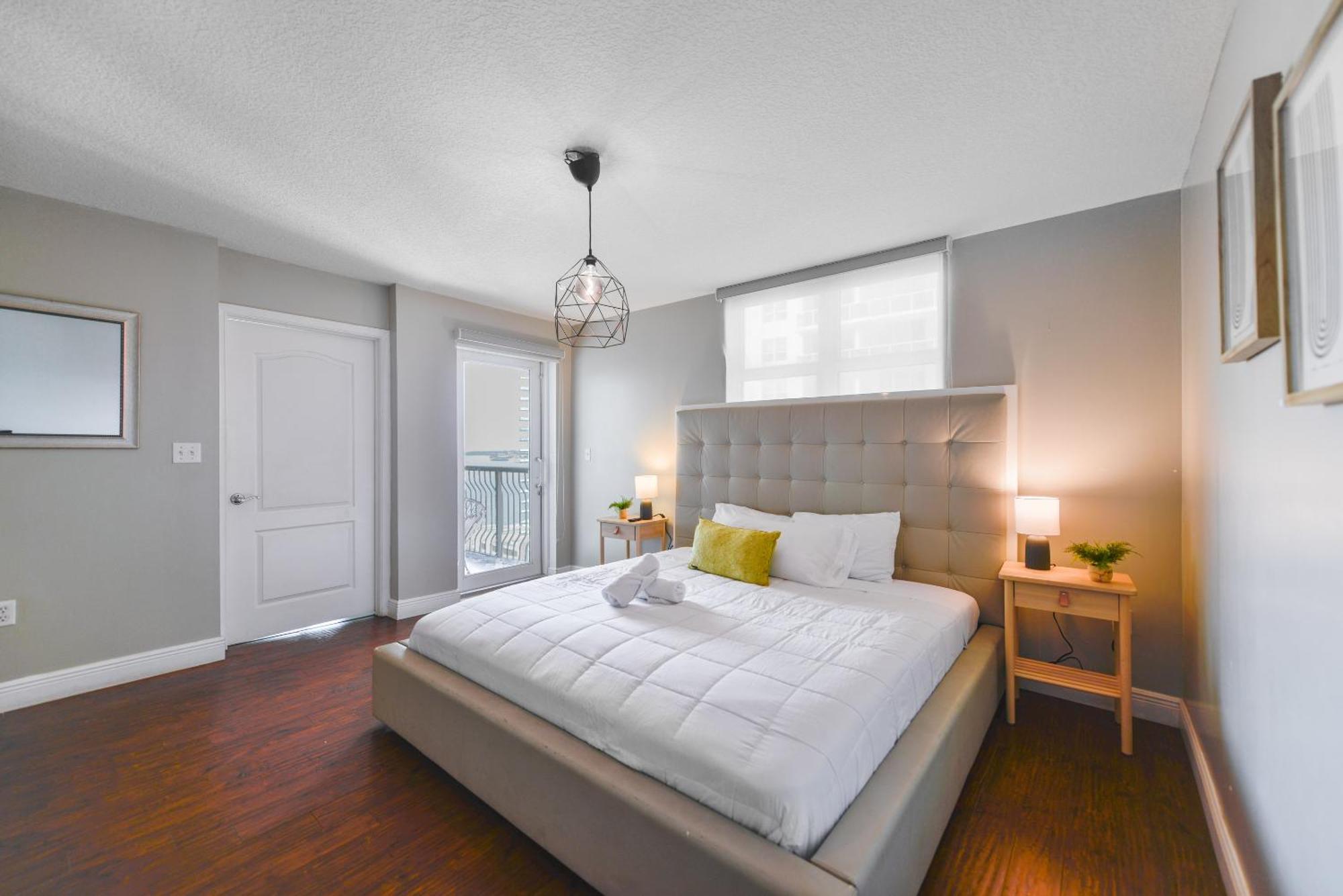Amazing 3 Bedroom Condo At Brickell With Pool Miami Eksteriør billede